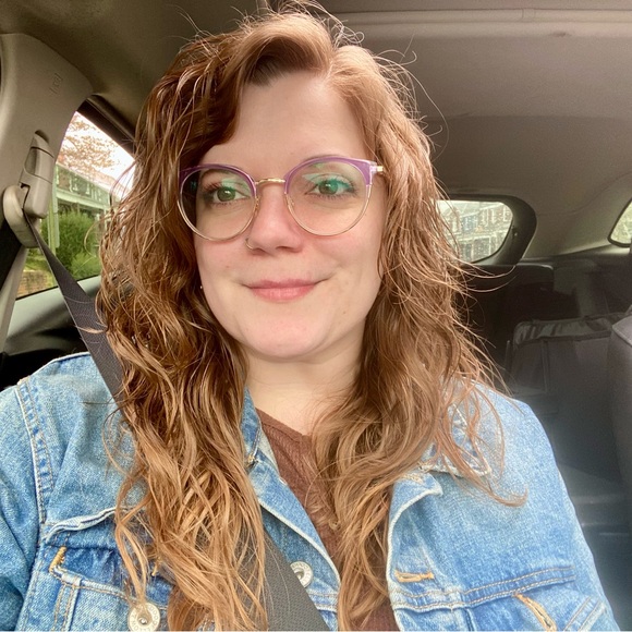 Meet your Posher, Kinsey - Picture 4 of 7